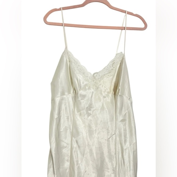Other - L32 CACIQUE IVORY SLIP DRESS- MEDIUM - lingerie